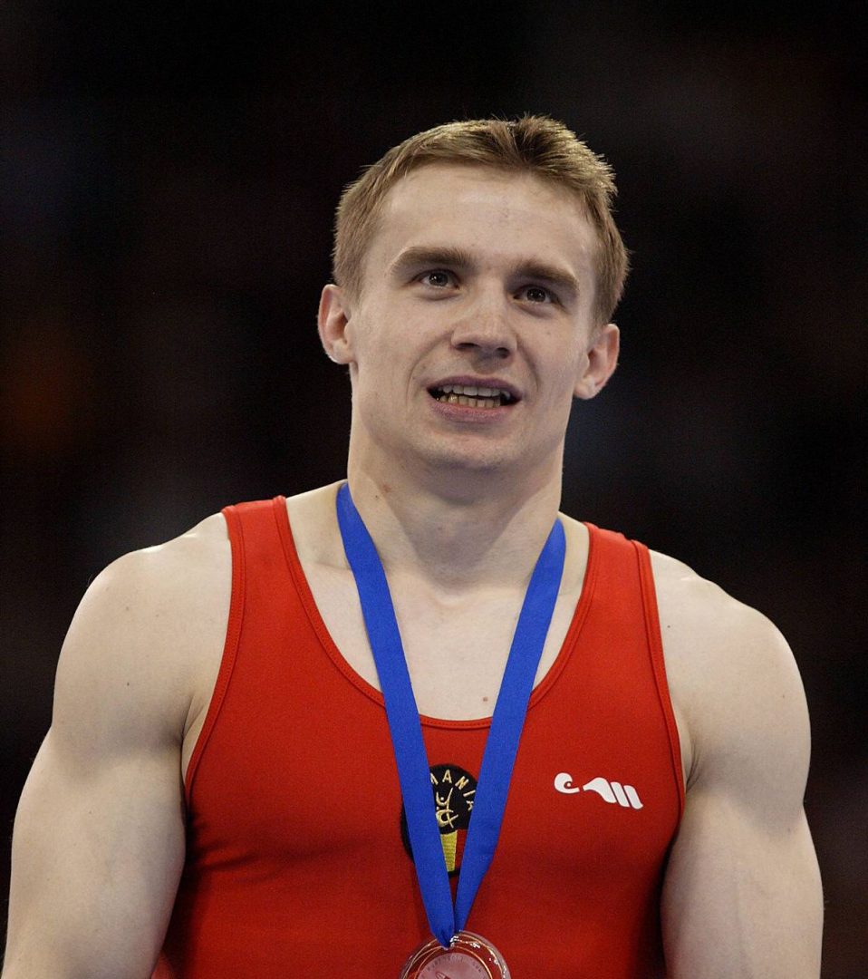 Ioan Silviu Suciu – Vault gold, dominating Bremen’s European stage, 2000